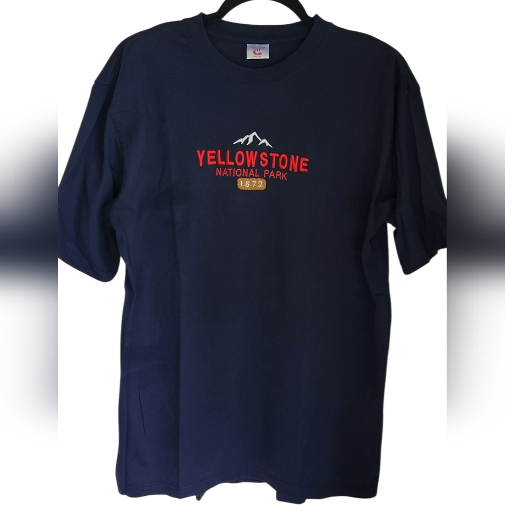 YellowStone Nation Park Mens Tee.1872 Embroidered Front. Size XL